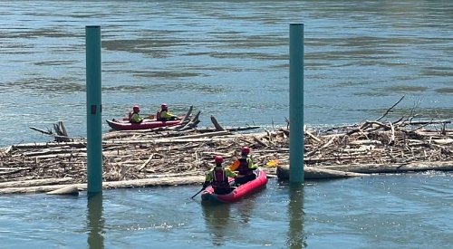 Search and rescue crews continue to scour Thompson River for missing woman