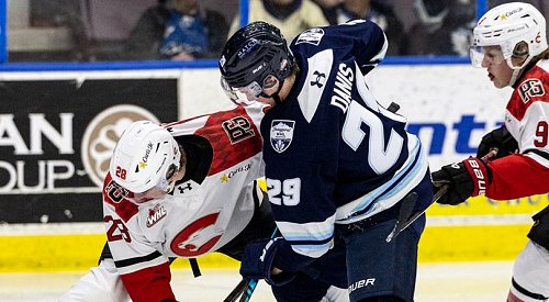 Vees in 2-0 series hole heading to PG after getting blown out by Cougars in game 2