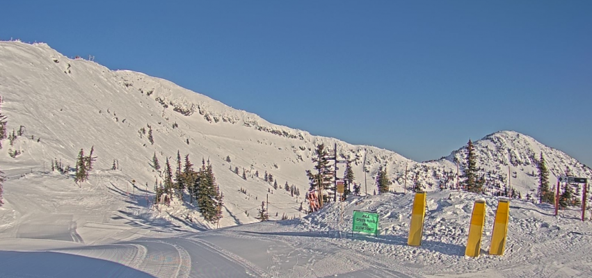 Big White: Beautiful bluebird day on the mountain